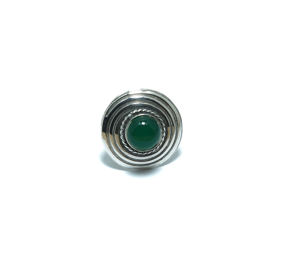 Circular Green Onyx design luxury solid silver ring - ITIncanTraditional