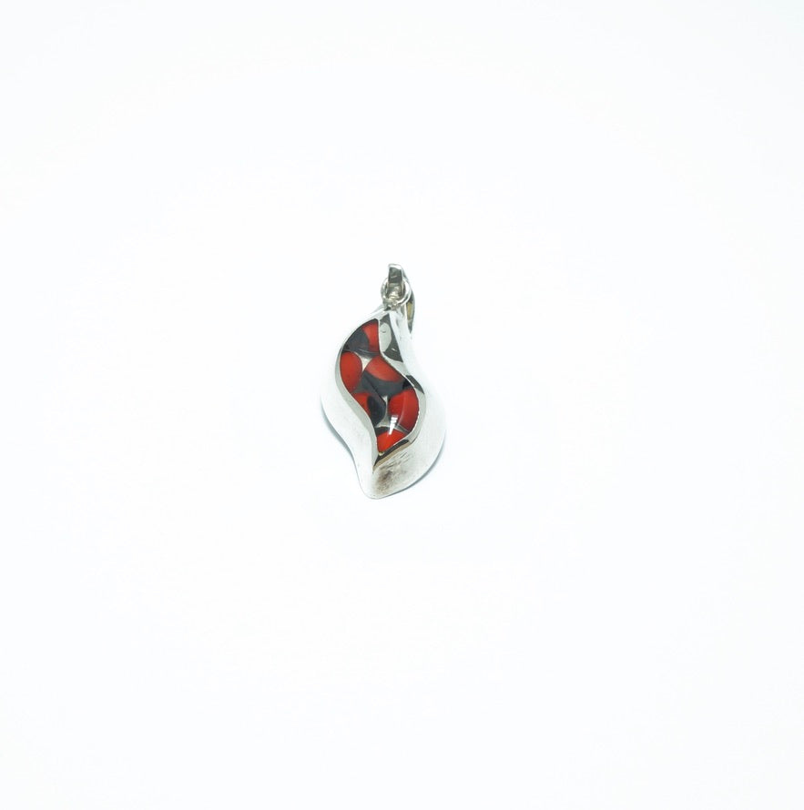 Encased Huayruro seeds luxury solid silver pendant II - ITIncanTraditional