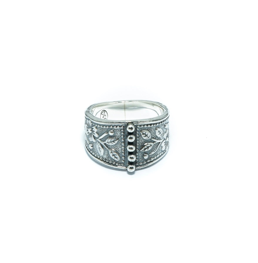 Floral design luxury silver ring - ITIncanTraditional