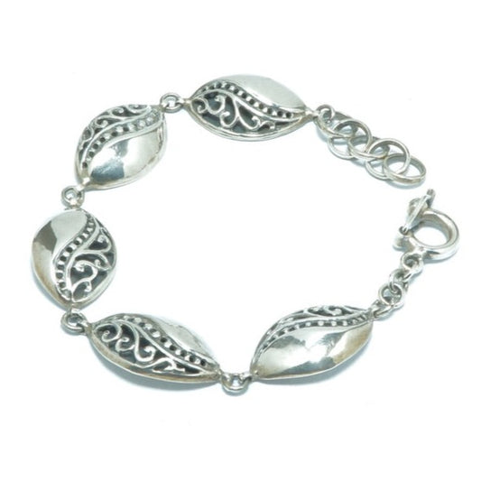 Modern design luxury elegant silver bracelet - ITIncanTraditional