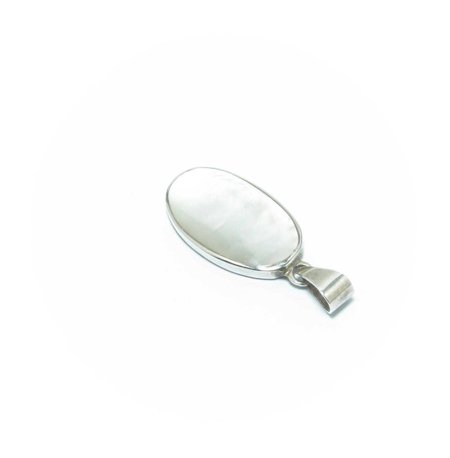 Mother of Pearl luxury oval solid silver pendant - ITIncanTraditional