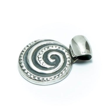 Pachamama luxury solid oxidized silver pendant - ITIncanTraditional