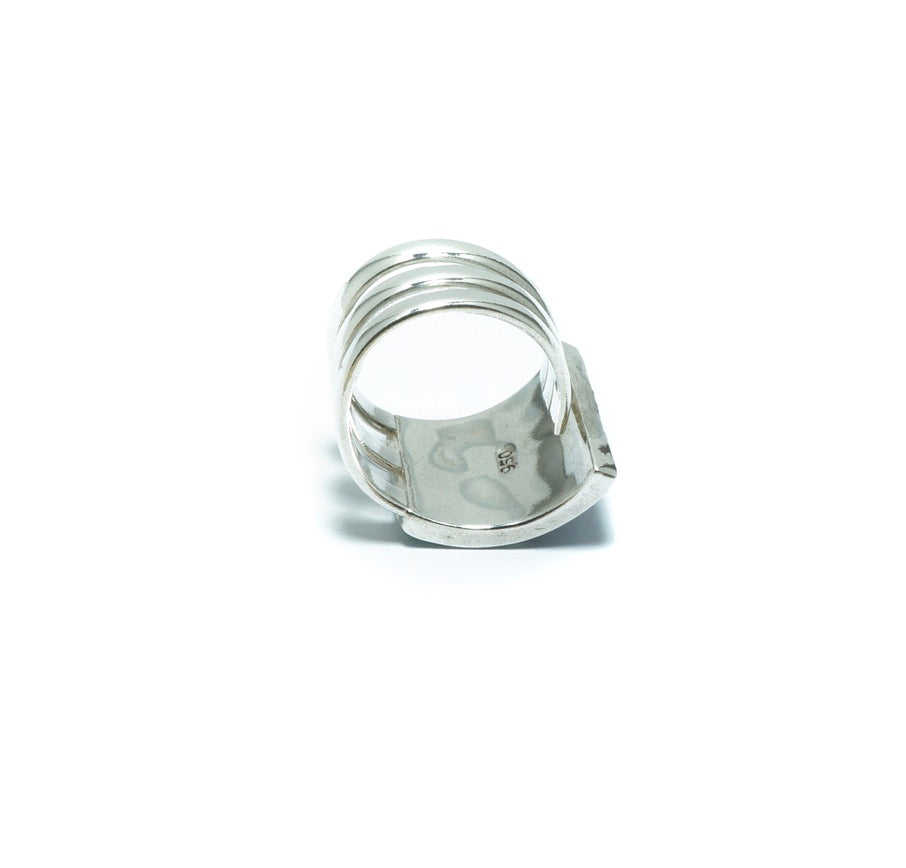 Geometrical silver ring with inlaid stones and shells - ITIncanTraditional