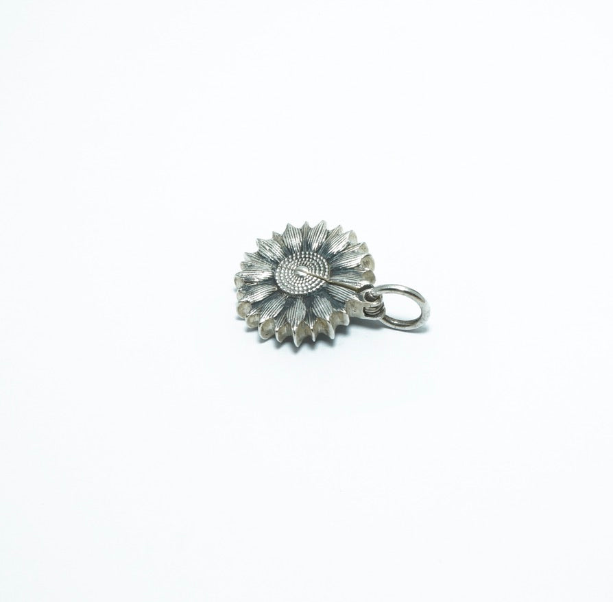 Sunflower luxury solid oxidized silver pendant - ITIncanTraditional