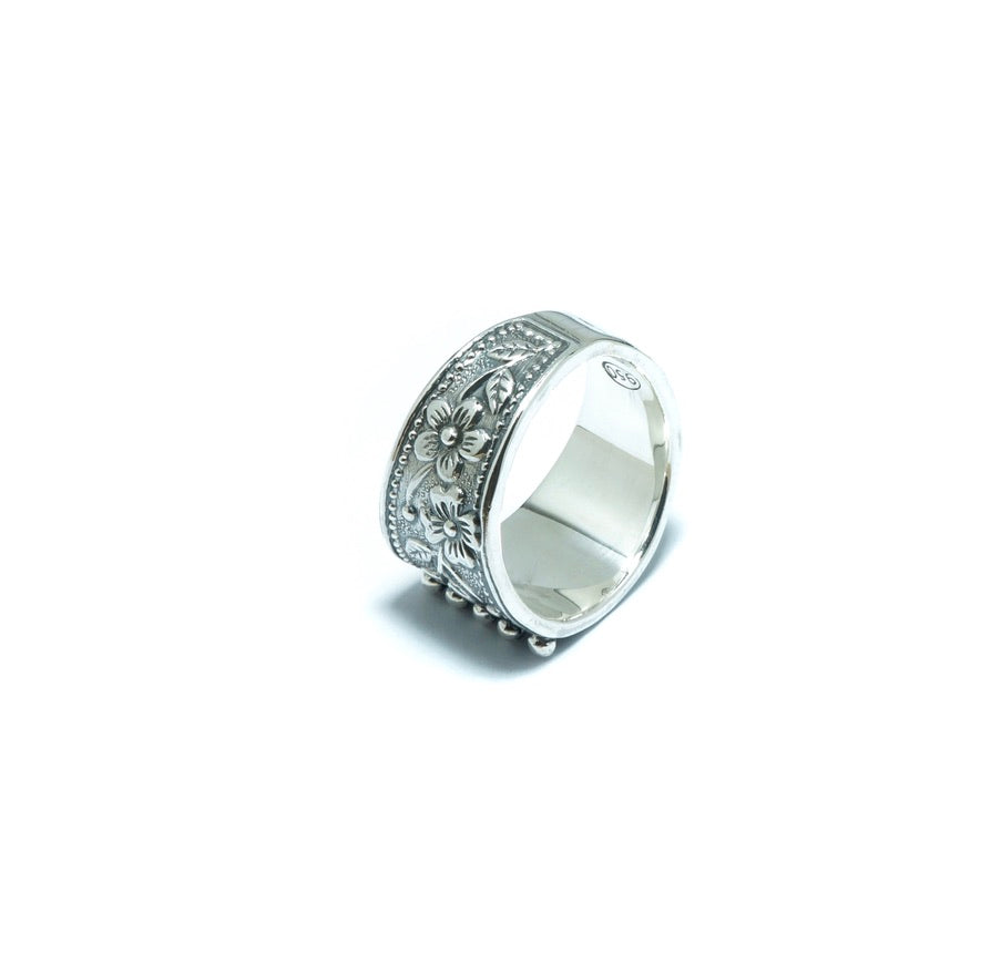 Floral design luxury silver ring - ITIncanTraditional