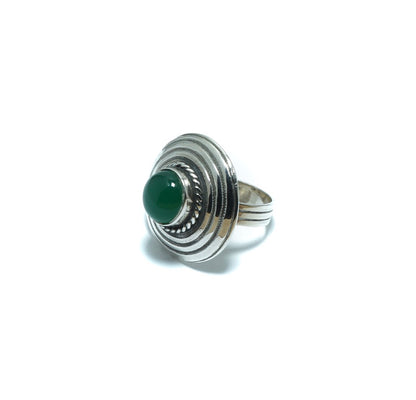 Circular Green Onyx design luxury solid silver ring - ITIncanTraditional