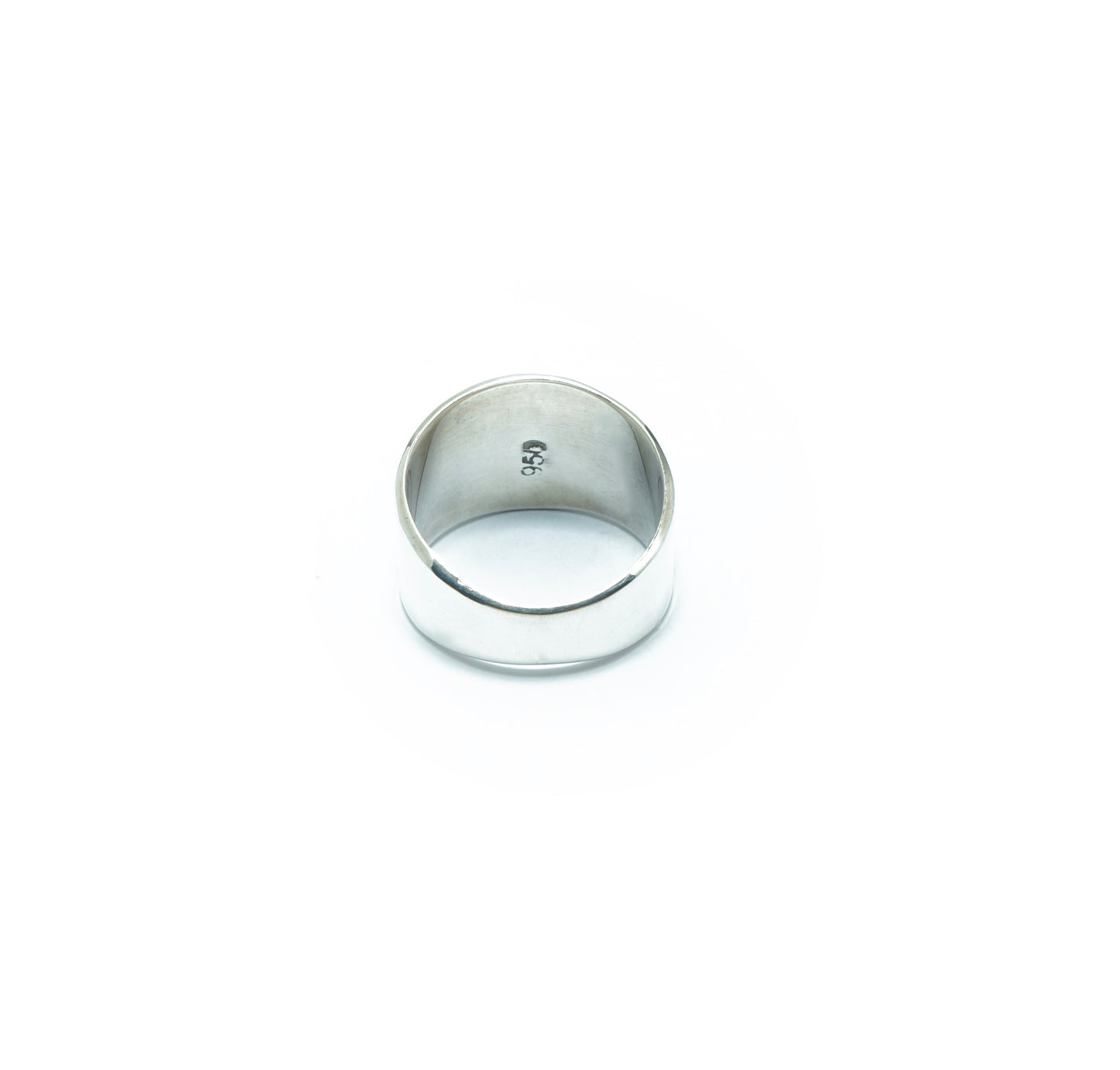 Mother of Pearl luxury solid silver ring with Onyx - ITIncanTraditional