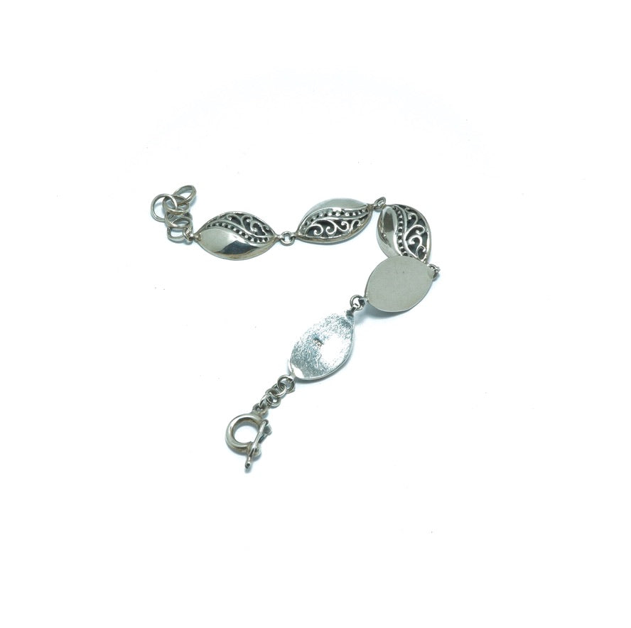 Modern design luxury elegant silver bracelet - ITIncanTraditional