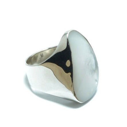 Mother or Pearl design solid silver ring - ITIncanTraditional