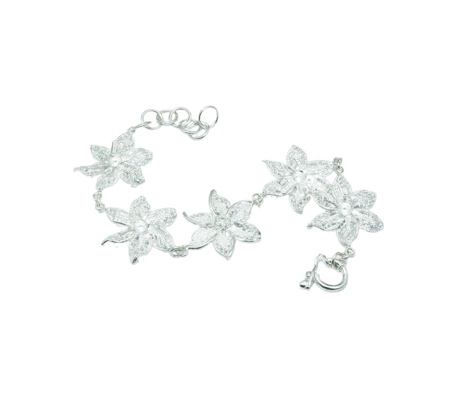 Filigree Flower luxury elegant silver bracelet - ITIncanTraditional